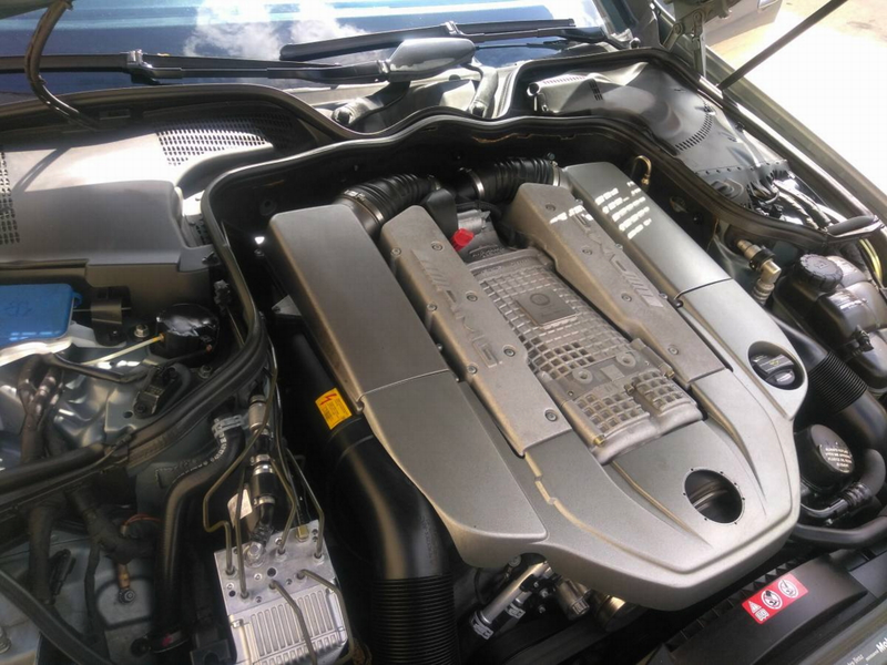 Illustration for article titled At $10,999, Could This High-Mileage 2006 Mercedes CLS 55 AMG Prove Four Is More?